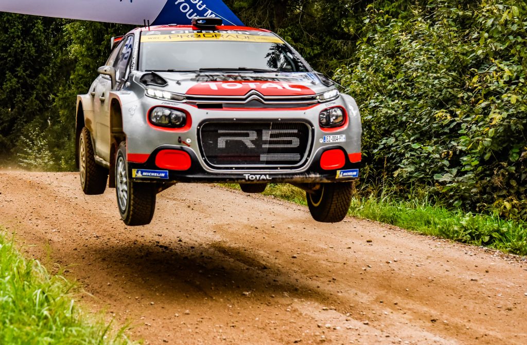Østberg holt Sieg in der WRC2